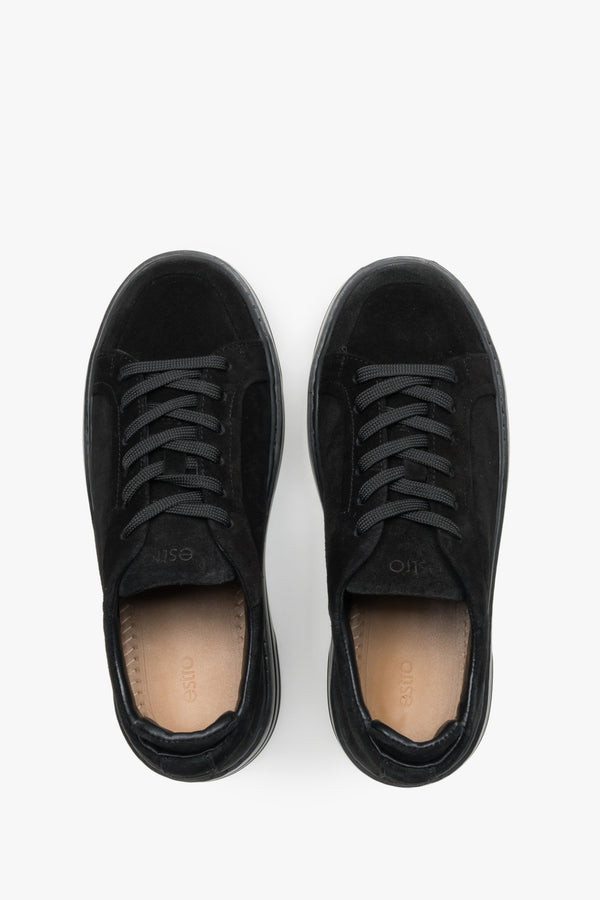 Estro women's black shoes on a chunky sole, made from high-quality Italian natural suede.