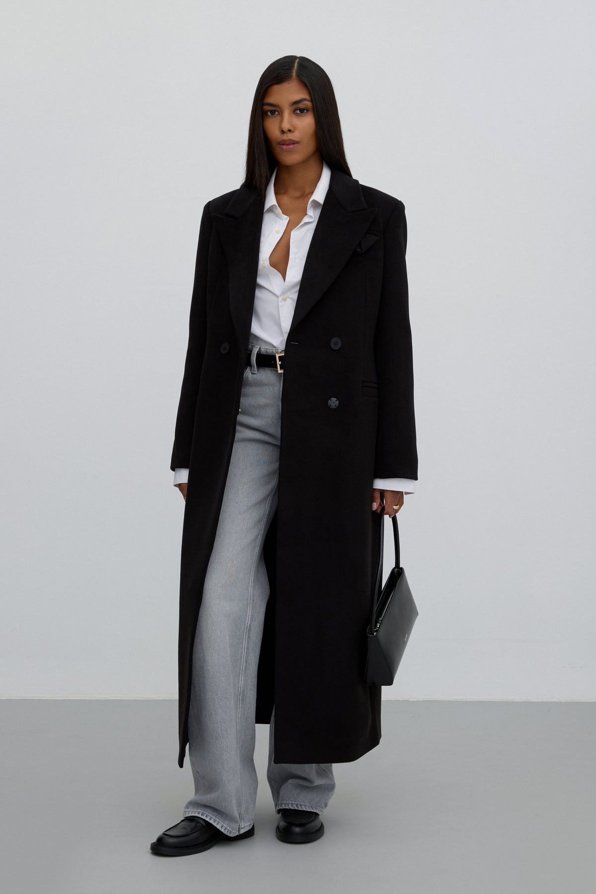Women’s Black Classic Double-Breasted Mid-Calf Wool Coat Estro ER00118053.