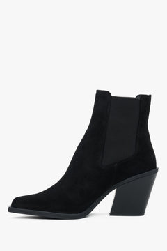 Estro women’s cowboy boots, black, with a heel in premium Italian natural velour.
