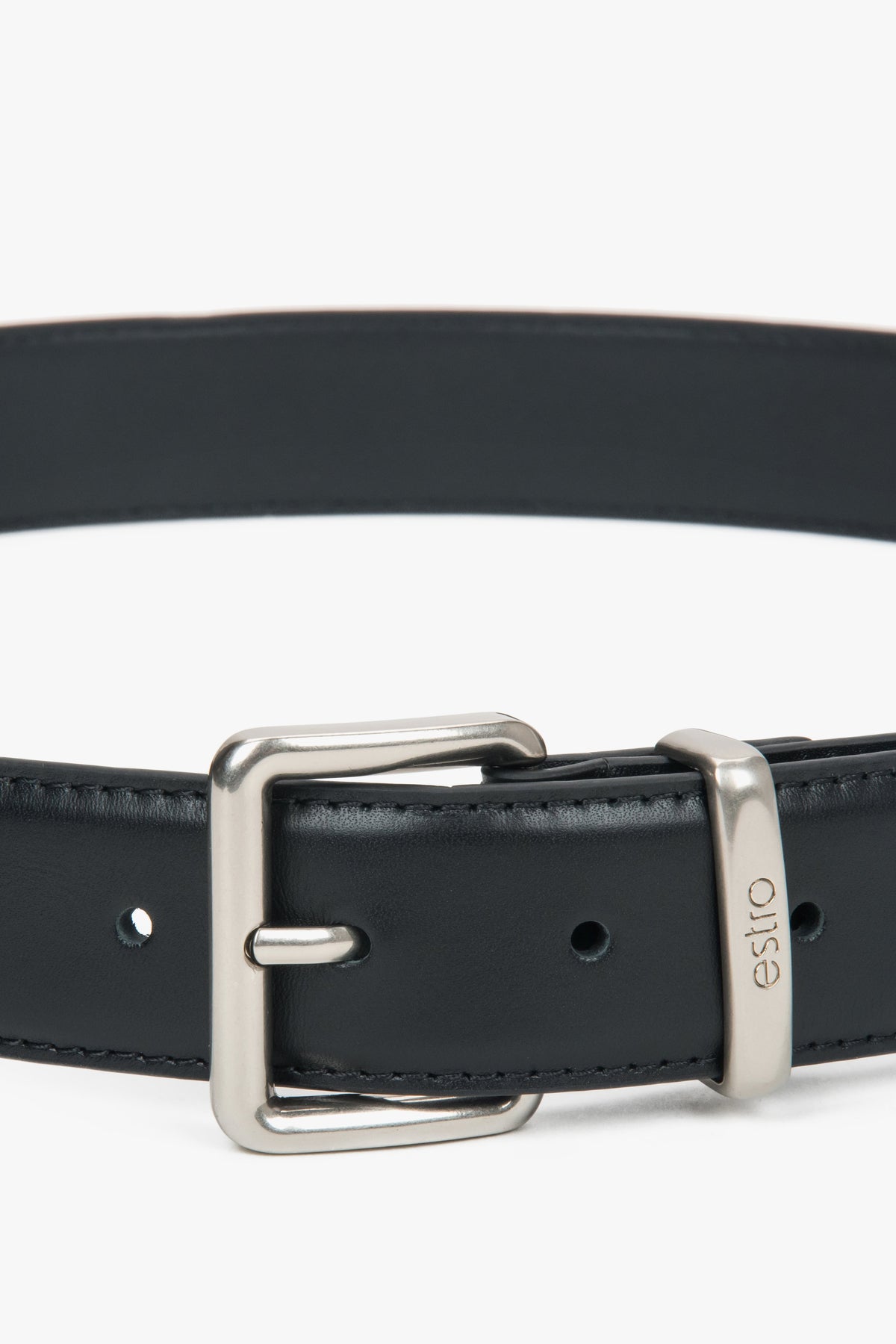 Women's black leather belt with a silver buckle, Estro.