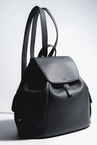 Women's Black Genuine Leather Bucket Backpack Estro ER00120570.