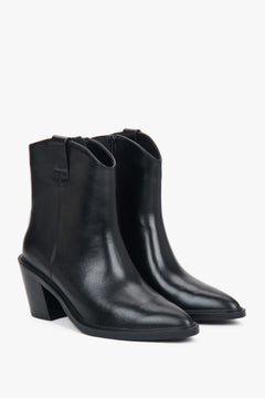 Women's black cowboy boots with low heel made of genuine leather Estro ER00118175.