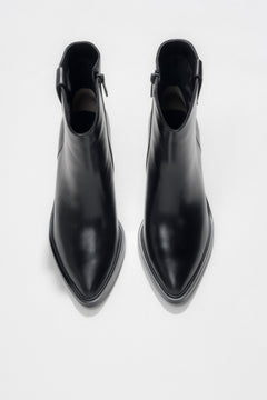Women's cowboy boots Estro ER00118175, black, made of genuine leather, with low heel.