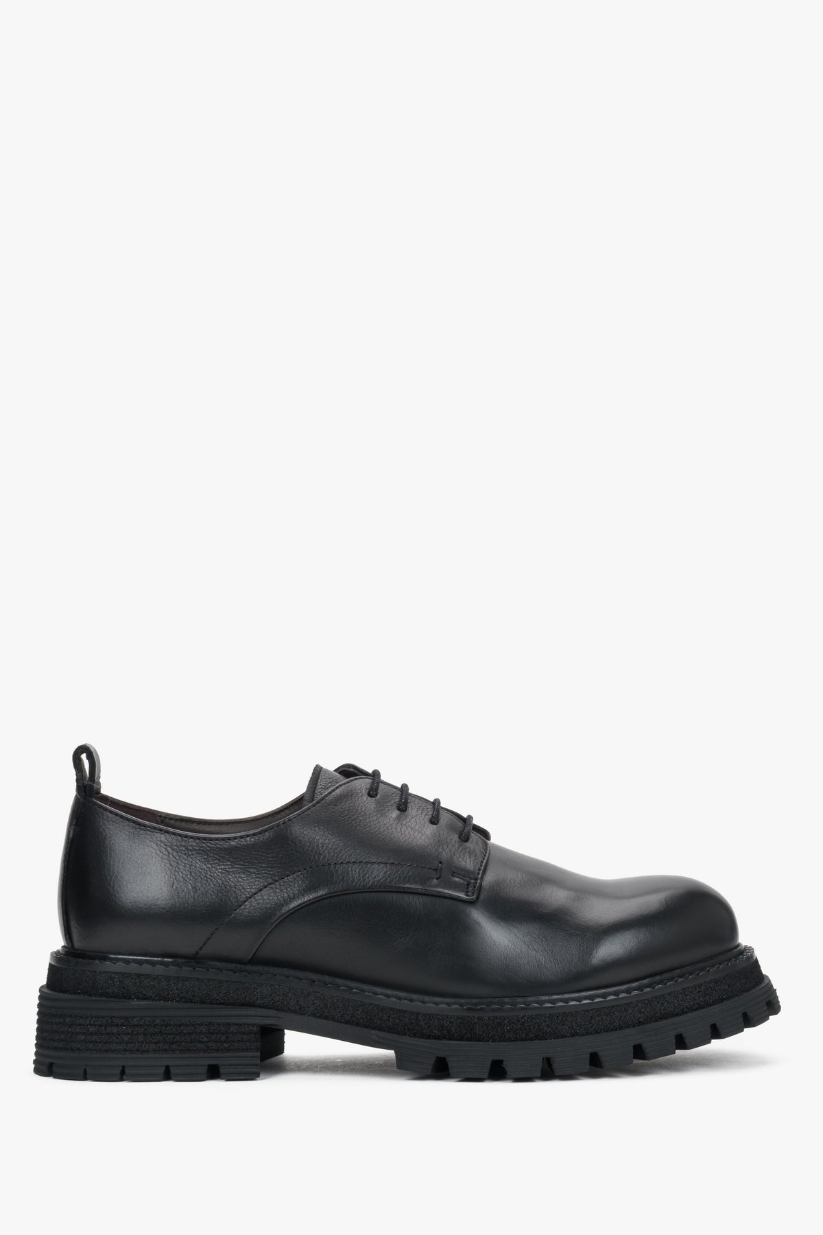 Women's Black Genuine Leather Derby Shoes with Chunky Lug Sole Estro ER00120669.