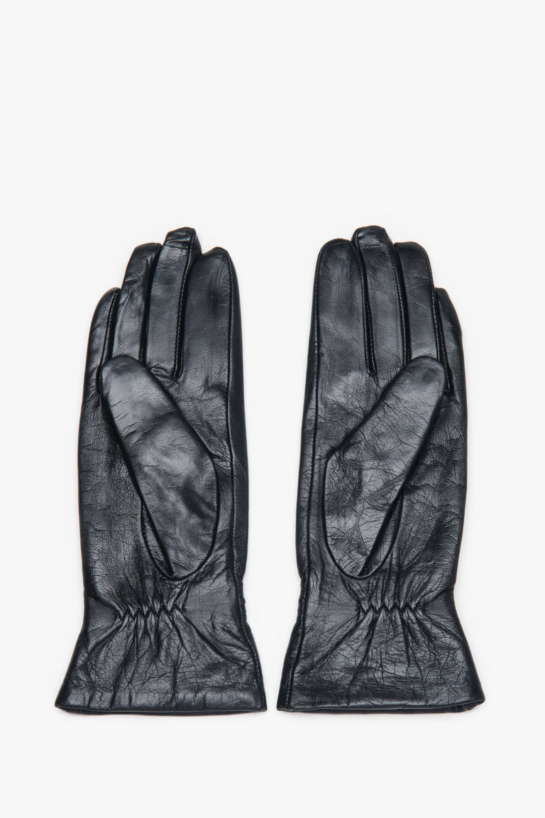Women's gloves Estro, black, made of genuine leather with soft lining.
