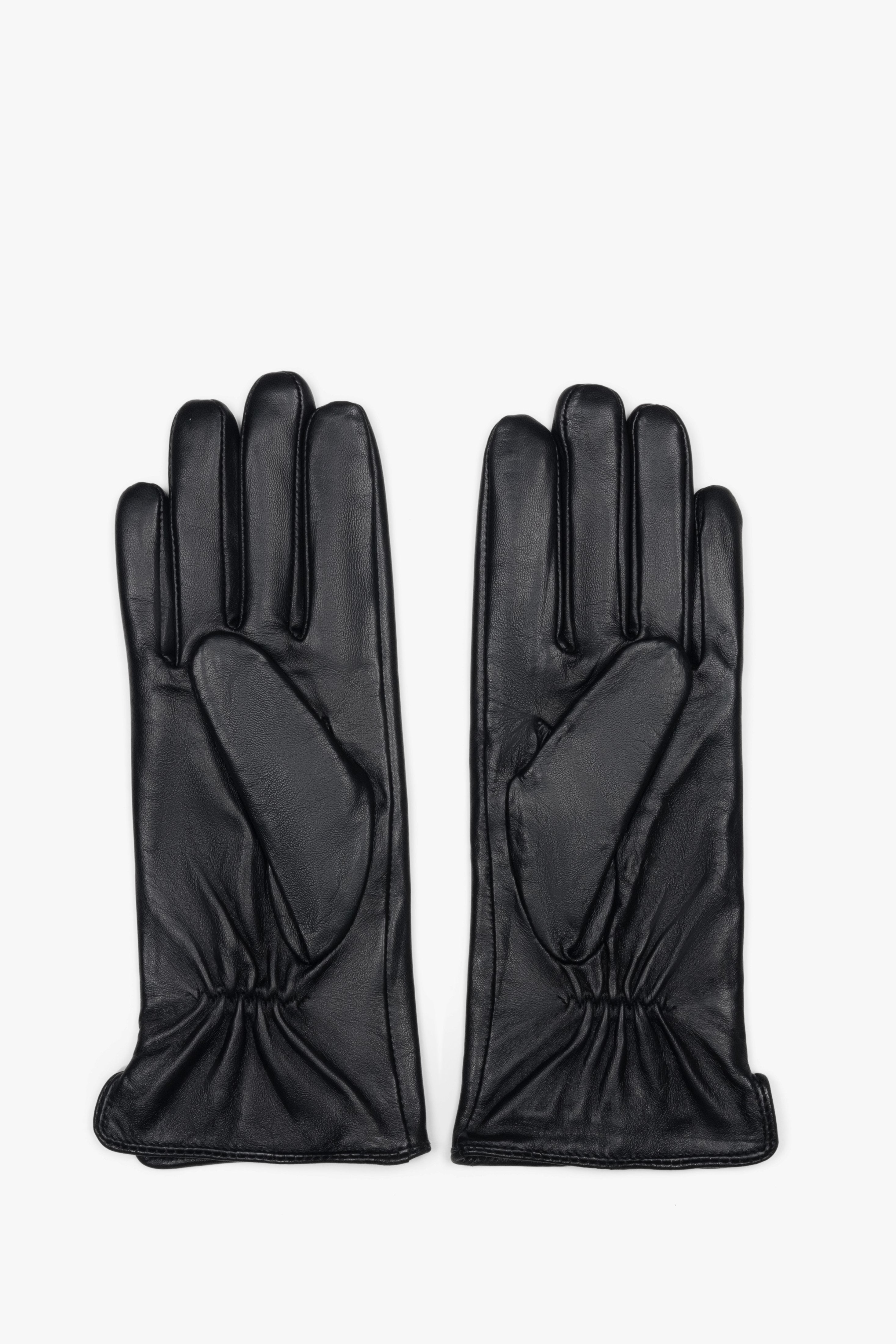 Women's gloves Estro, black, made of genuine leather with wool lining.