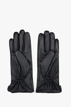 Women's gloves Estro, black, made of genuine leather with wool lining.