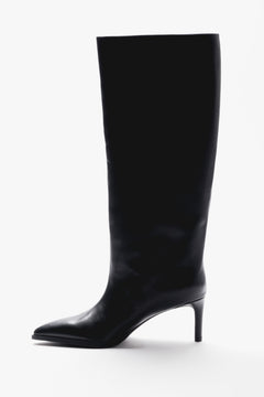 Women's high-heeled boots, black, made of natural leather, Estro.