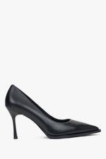 Women's Black Genuine Leather Pointed Toe Pumps Estro ER00115740.