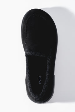 Warm black women’s loafers made of natural velour leather and faux fur Estro.