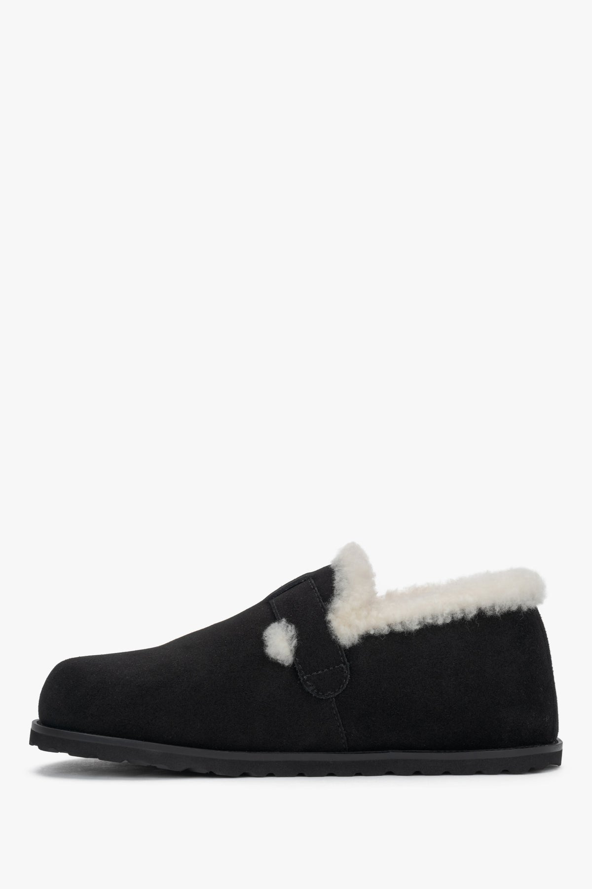 Women's black natural suede slip-on loafers featuring plush fur lining and an elegant front buckle, Estro.