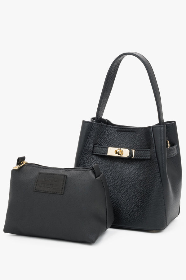 Elegant black satchel handbag made of premium Italian genuine leather.
