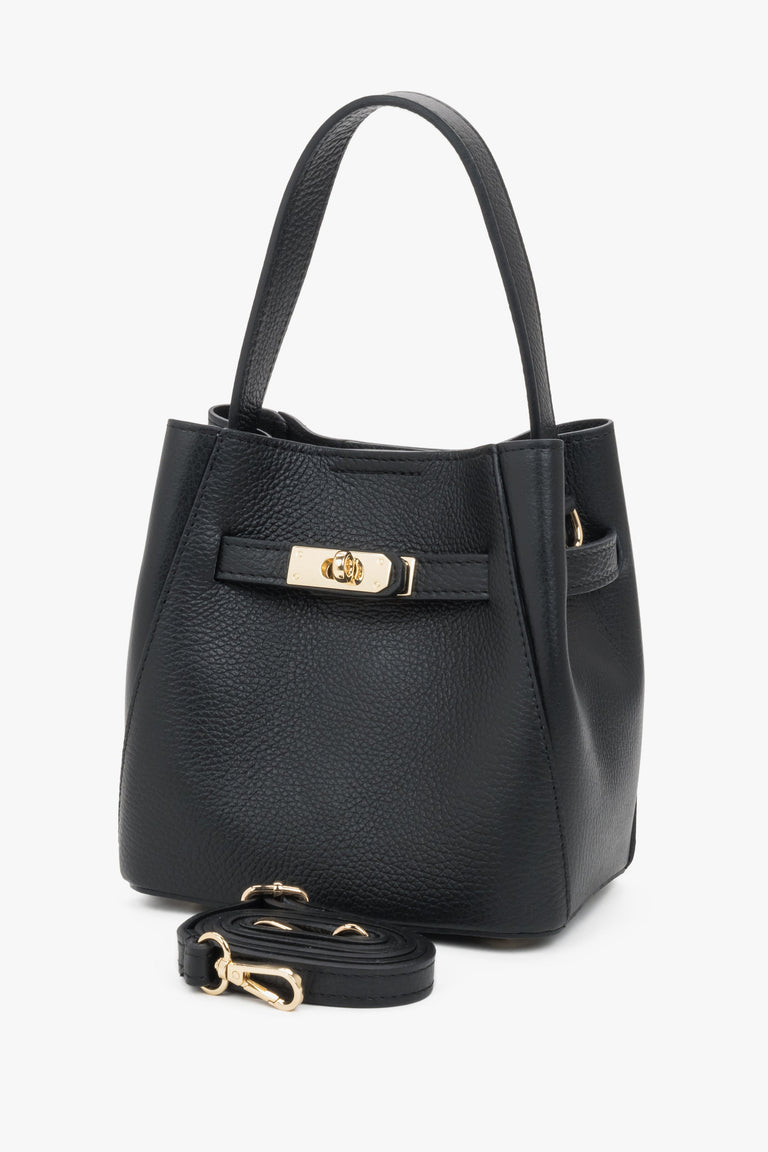 Elegant black satchel handbag made of premium Italian genuine leather.