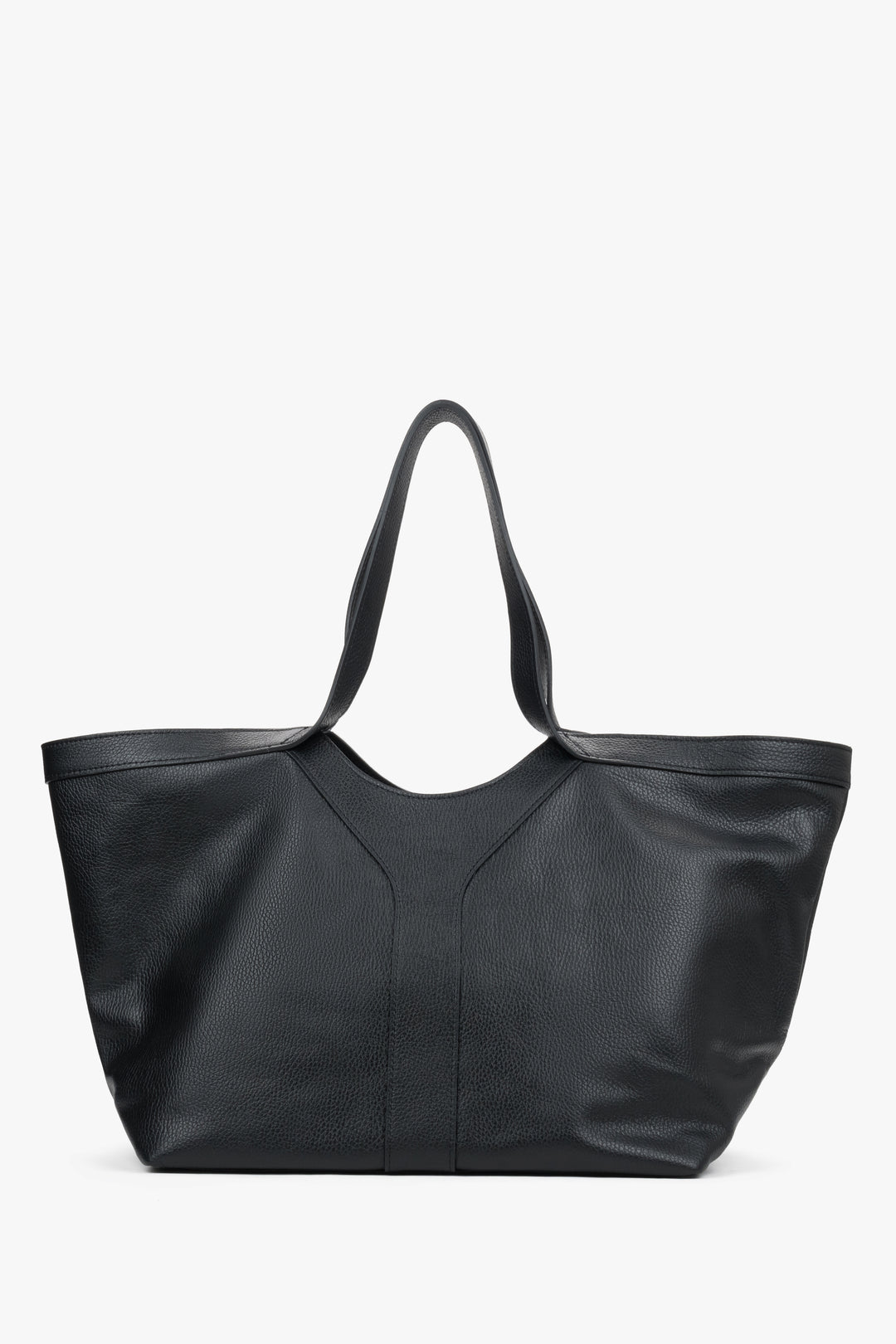 Black women’s shopper bag Estro, made of Italian premium genuine leather.