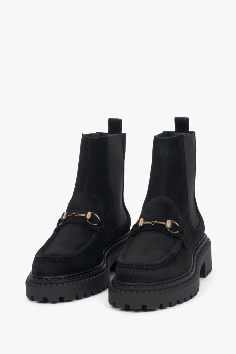 Women's black Chelsea boots made of Premium Italian Genuine Velour with gold buckle Estro.