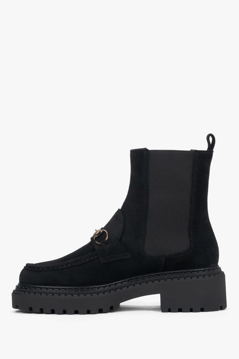 Women's Chelsea boots Estro, black, made of Premium Italian Genuine Velour, with gold buckle.