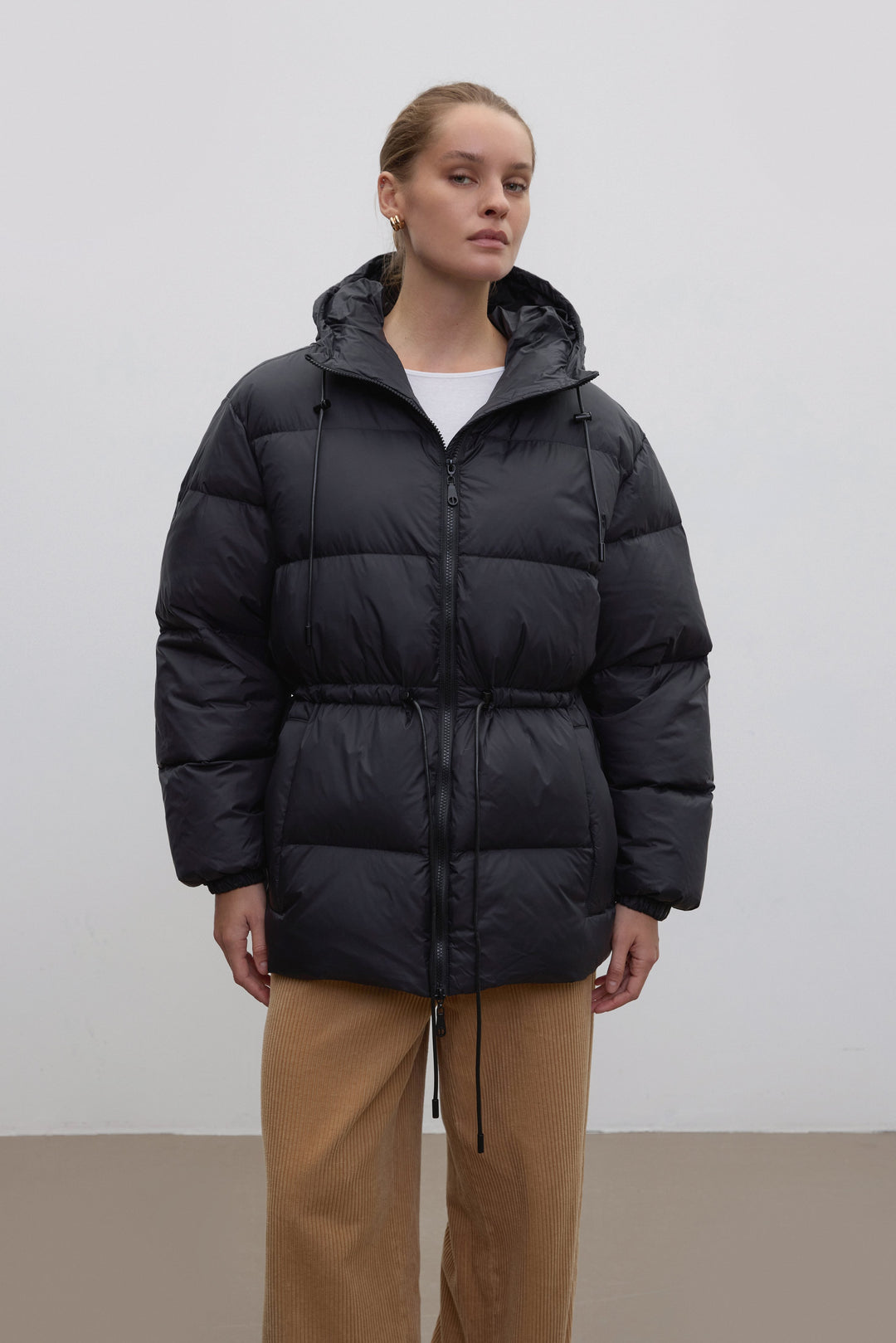 Women’s Black Jacket with Waist Drawstring Filled with Goose Down Estro ER00118490.