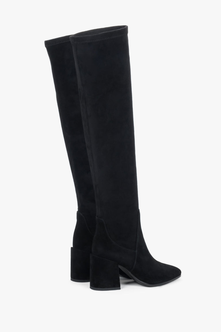 Black women’s high boots made of natural velour Estro.