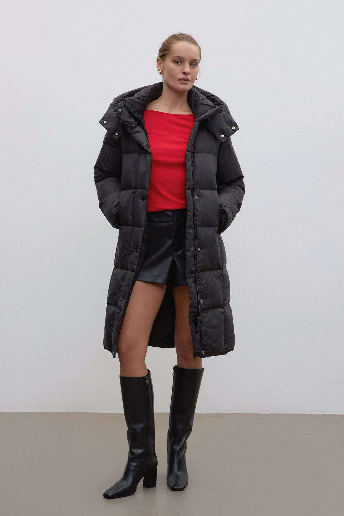 Women’s winter jacket, black, knee length, Estro.