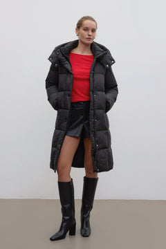 Women’s winter jacket, black, knee length, Estro.