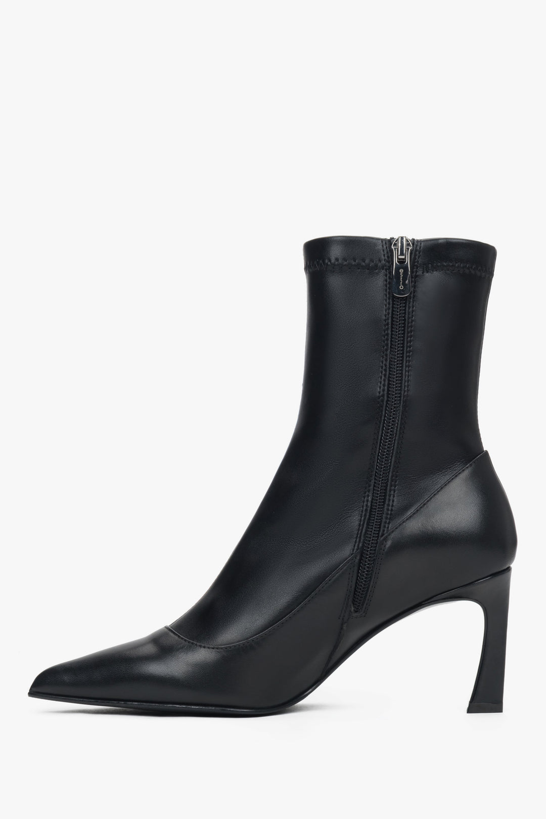 Women's ankle boots Estro, black, leather, with elastic shaft and stiletto heel.