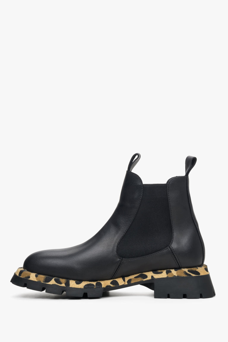 Women's black leather chelsea boots with animal print - shoe profile.