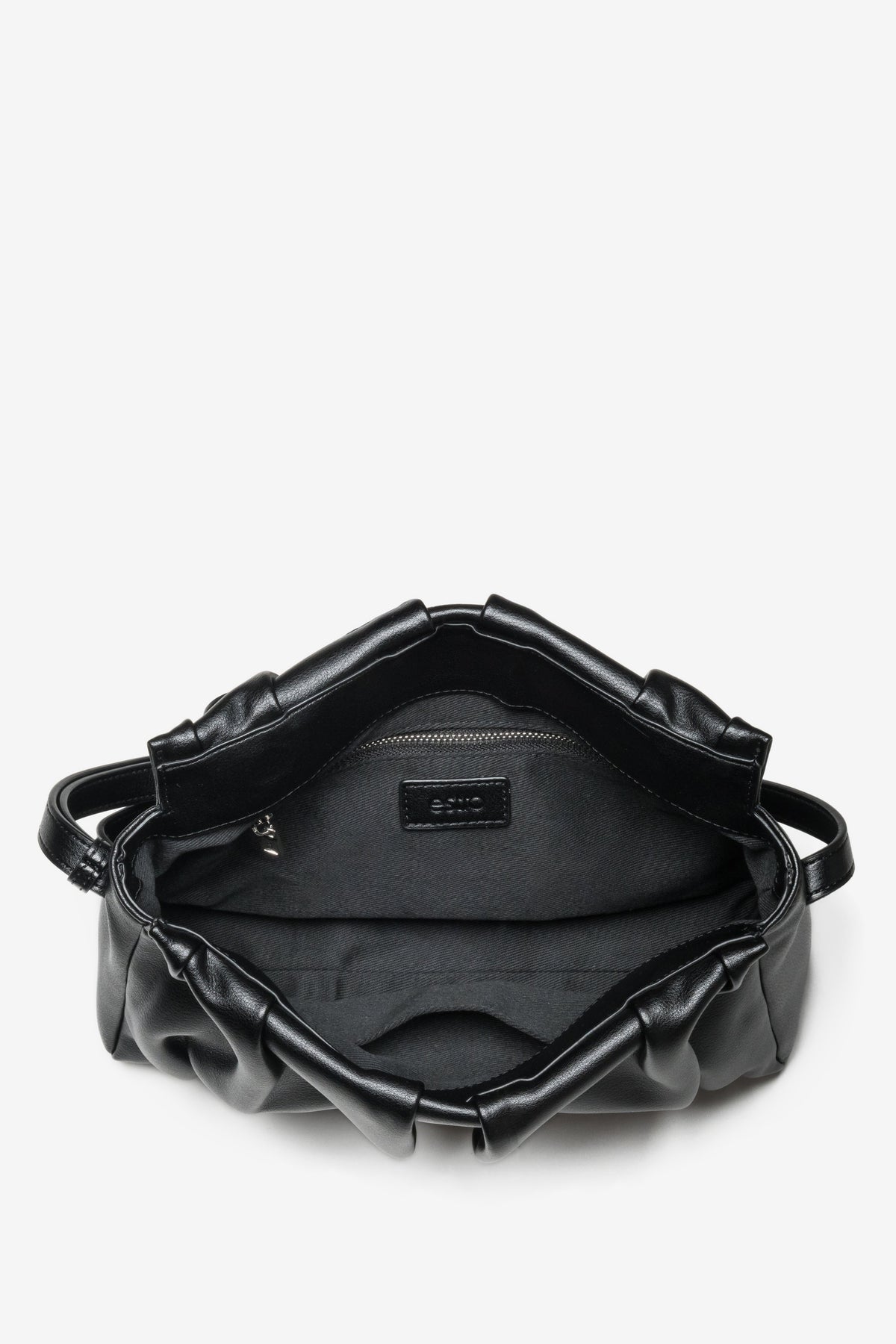 Women's black leather crossbody bag with vertical pleating Estro.