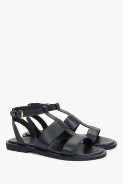 Women's black natural leather sandals with wide straps and a lightweight sole, Estro.