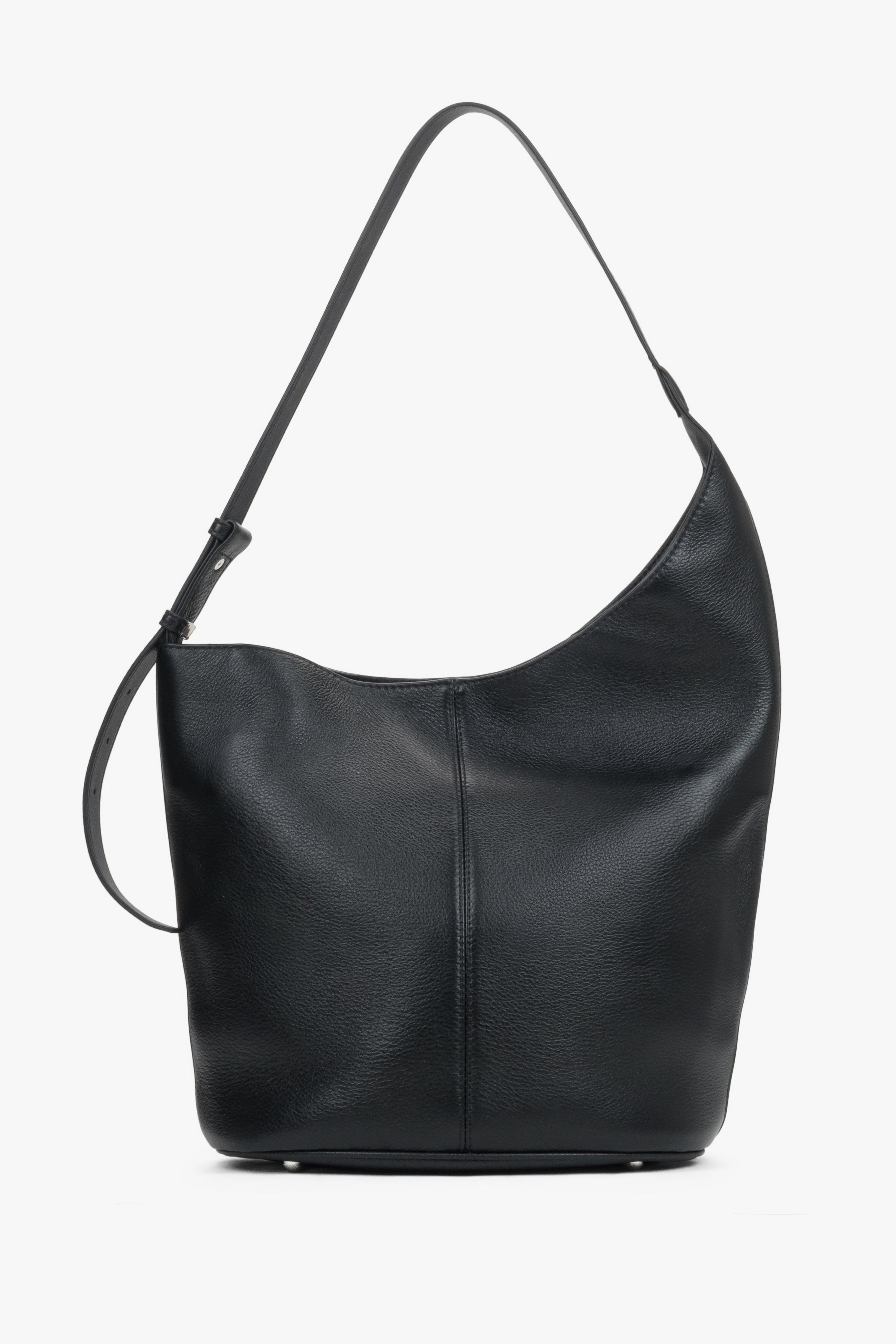 Women's black leather hobo shopper bag by Estro