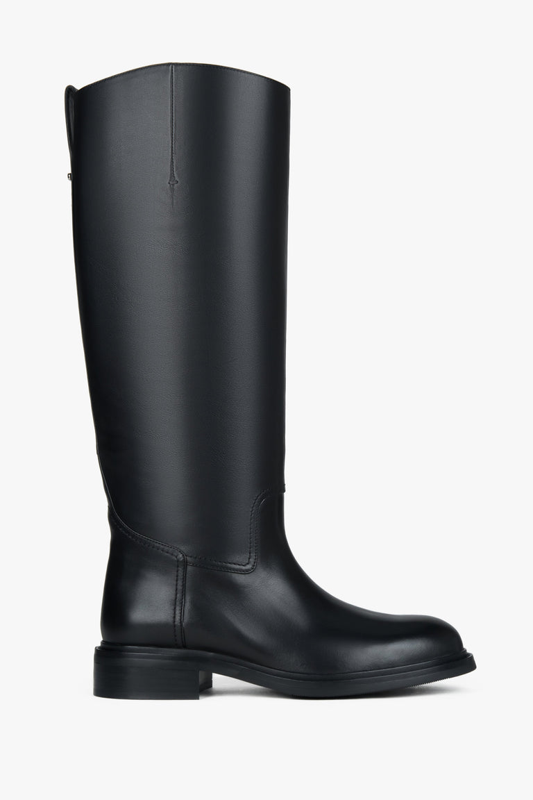 Black women’s leather knee-high boots with a wide shaft Estro ER00118022.