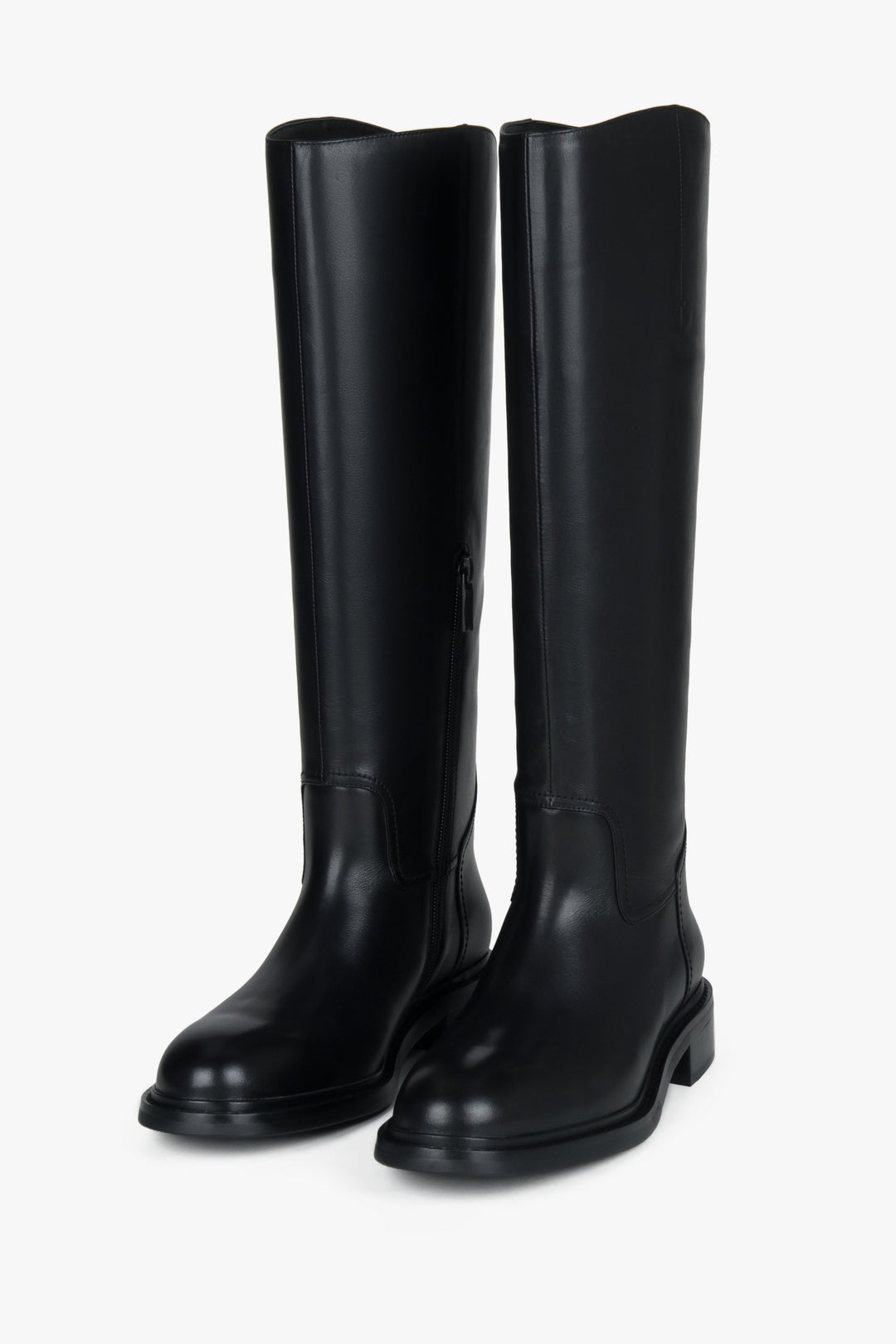Women’s knee-high boots Estro, black, leather, with a wide shaft.