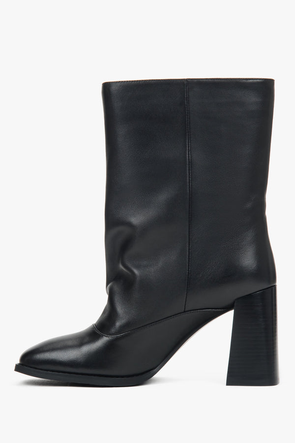 Women’s ankle boots Estro, low, black, with a loose shaft, made of natural leather.
