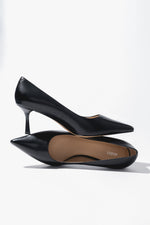 Women's Black Leather Pointed-Toe Shoes on a Low Heel Estro ER00120508