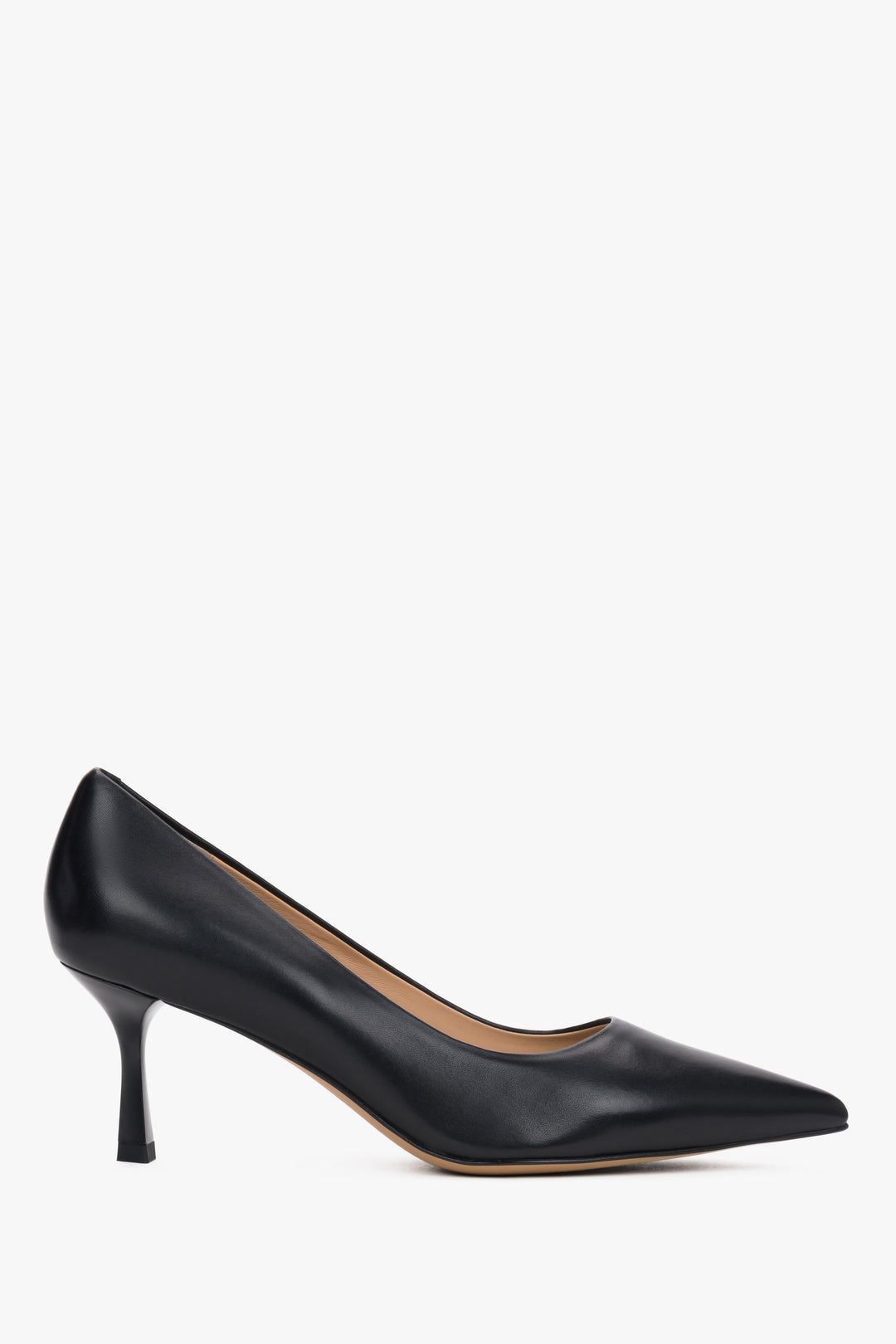 Black leather pointed-toe shoes with low heels.