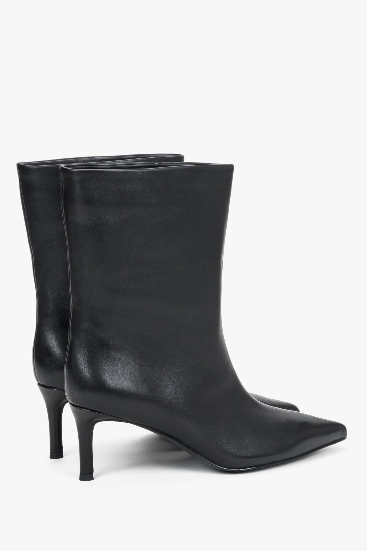 Women's black leather ankle boots Estro - side view highlighting the classic stiletto heel and elegant silhouette.