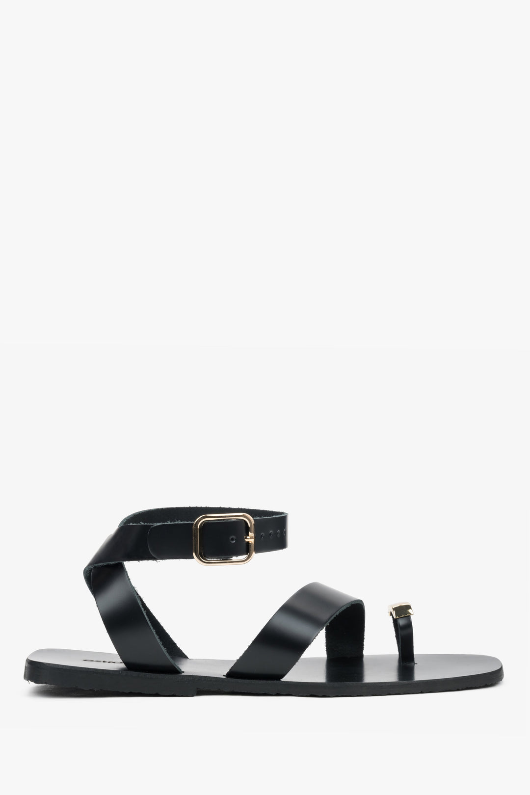Women’s Black Leather Sandals With Decorative Toe Ring Estro ER00119691.
