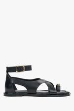 Women’s Black Leather Sandals with Gold Toe Ring Estro ER00119610.
