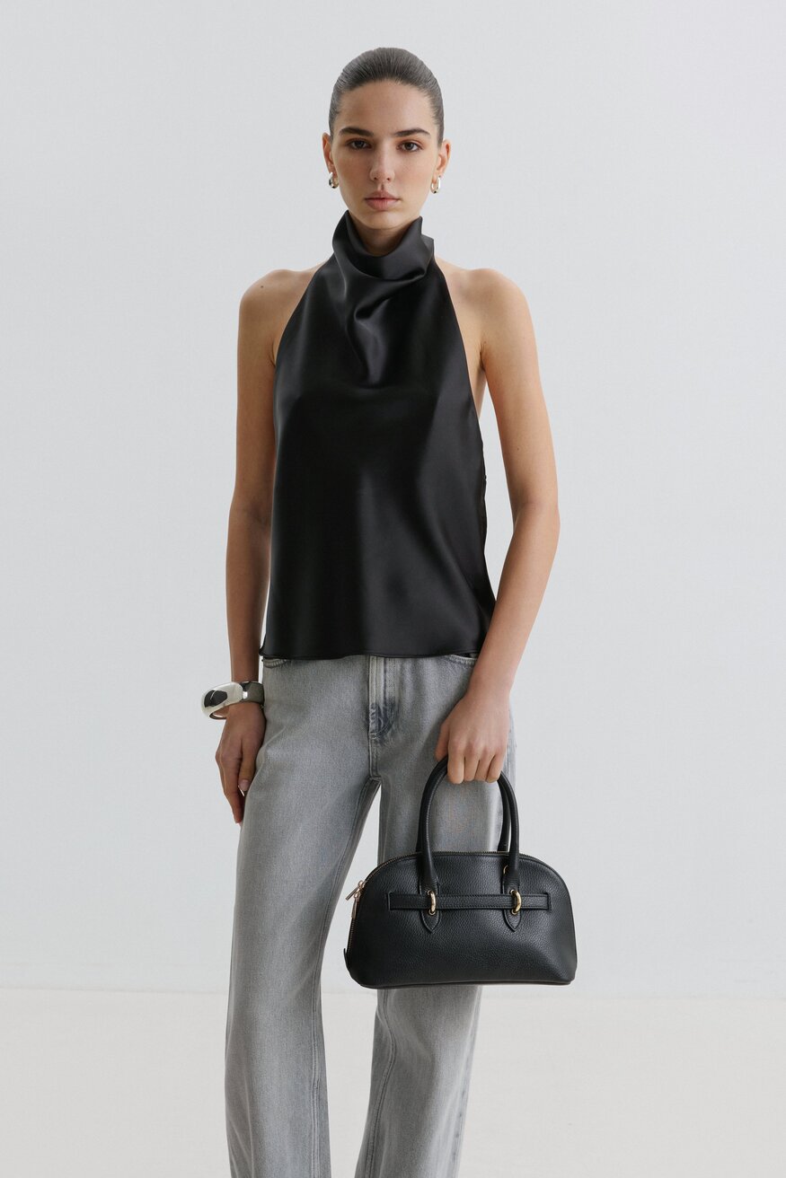 Women's Black Leather Shoulder Bag Handmade in Italy Estro.