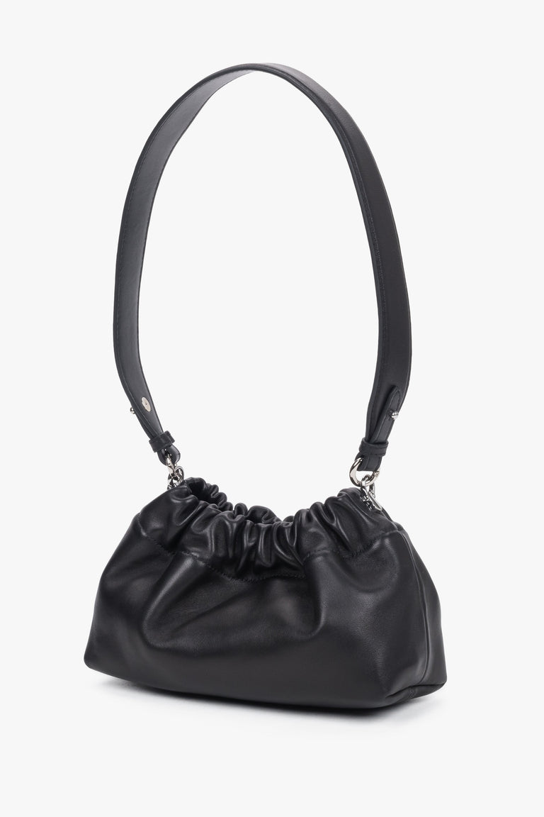 Women's black leather shoulder bag with short shoulder strap