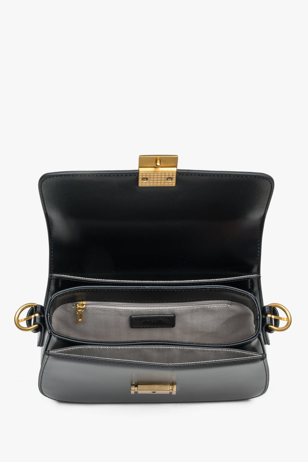 Women's black leather shoulder bag Estro