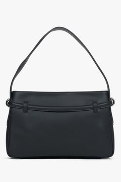Elegant black shoulder bag made of 100% genuine leather, perfect for everyday styling.