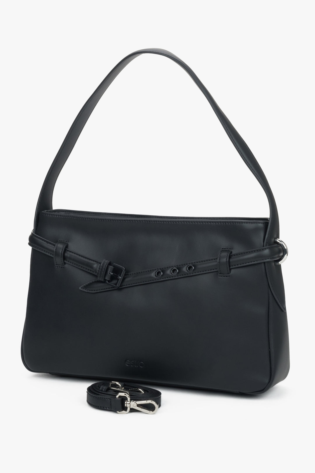 Versatile carrying options thanks to the top handle and additional adjustable strap.