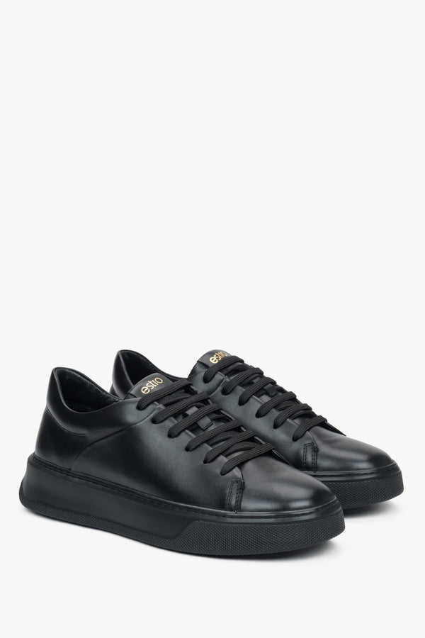Women's black sneakers Estro made of leather.