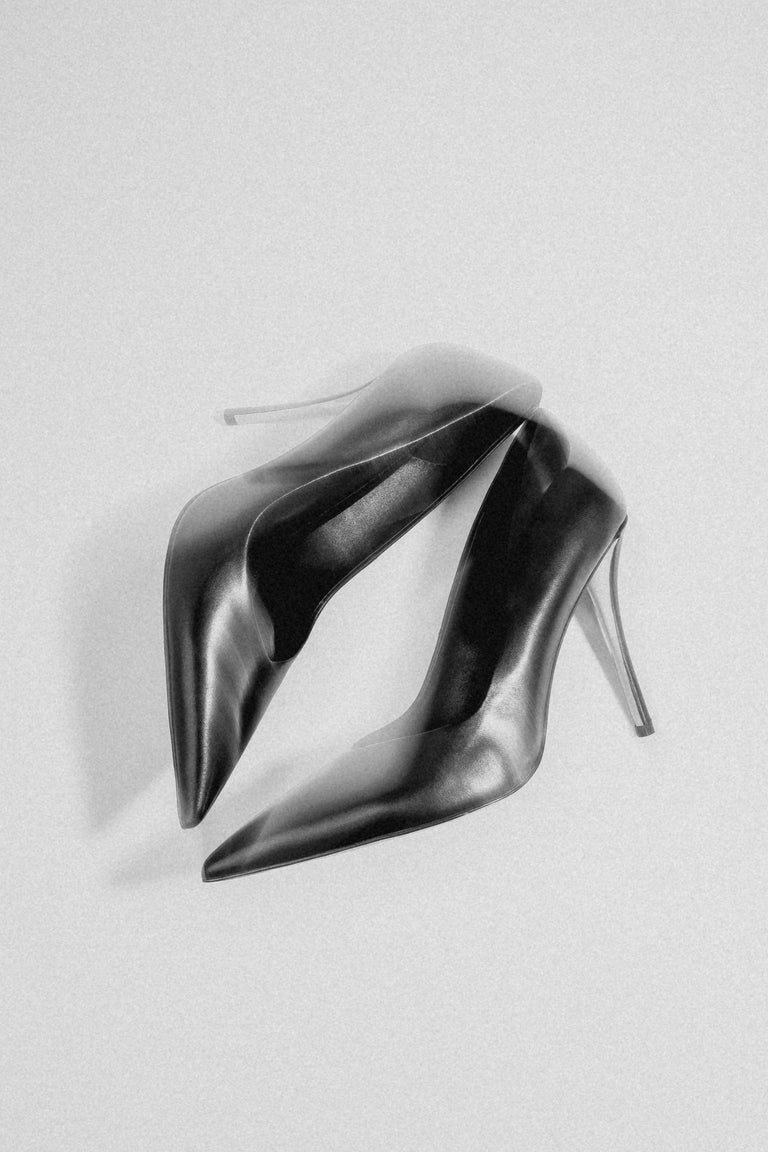 Women's Black Leather Stiletto High Heels with Pointed Toe Estro ER00119252.