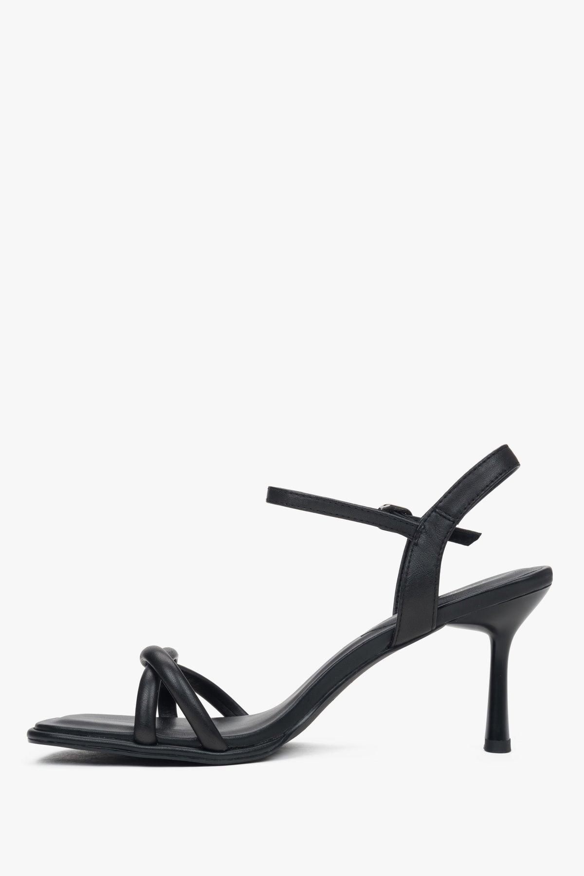 Estro black women’s leather stiletto sandals with thin straps.