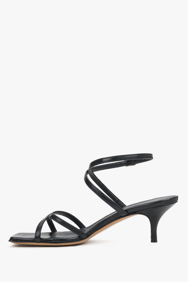 Guglielmo Rotta handcrafted Italian sandals featuring a premium leather interior and sleek silhouette.