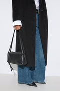 Women's Black Oblong Shoulder Bag made of Pebbled Italian Leather Estro ER00120578.