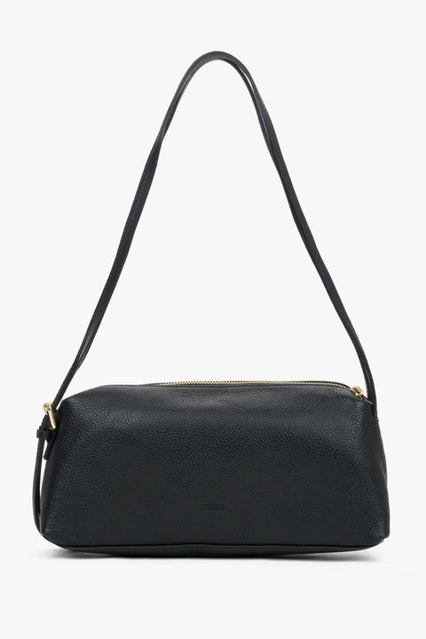 Elegant black women's shoulder bag made of premium Italian pebbled leather.