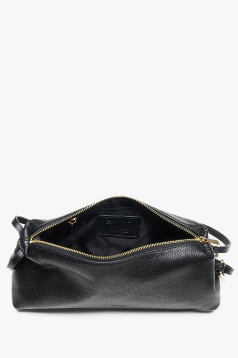 Women's handbag made of black premium genuine leather with a pebbled texture, Italian product.