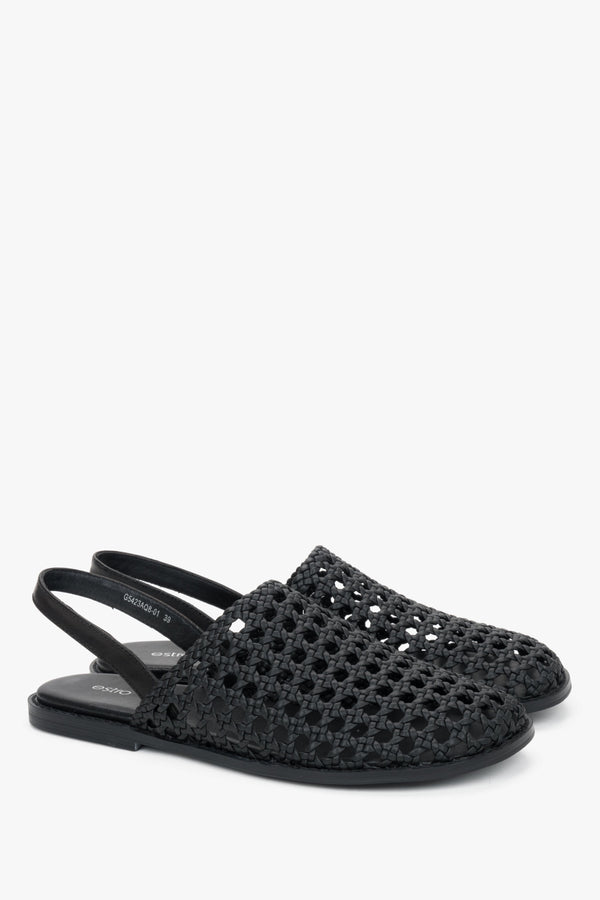 Black women's openwork sandals in genuine leather, Estro.
